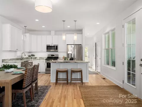 Other - 55 Skyvue E Ct #E, Saluda, NC 28773 photo 1 of 6