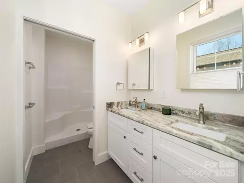 Bath - 55 Skyvue E Ct #E, Saluda, NC 28773 photo 2 of 3