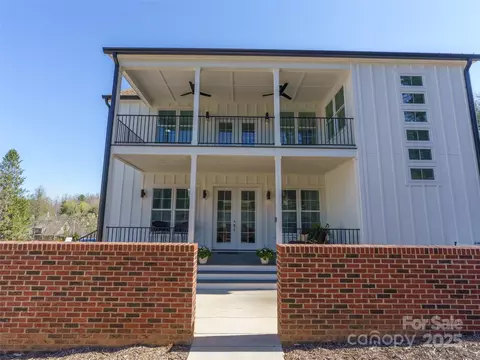 Exterior - 55 Skyvue E Ct #E, Saluda, NC 28773 photo 9 of 13