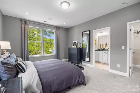 506 N Sharon Amity 2 Rd #2, Charlotte, NC 28211