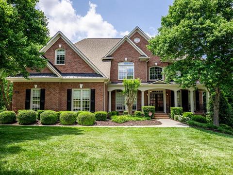 204 Royalton Pl, Huntersville, NC 28078