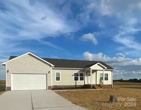 181 Burleson Pt, Woodleaf, NC 27054