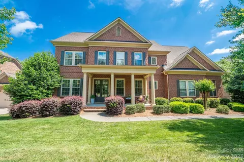13308 Long Common Pkwy, Huntersville, NC 28078