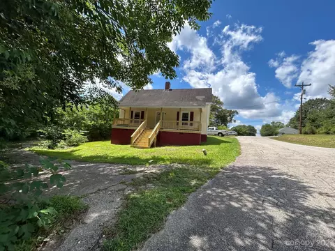 1022 15th St, Lancaster, SC 29720