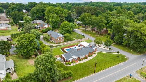 910 12th Ave, Hickory, NC 28601 photo 37