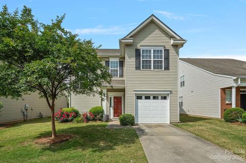 9329 Longstone Ln, Charlotte, NC 28277