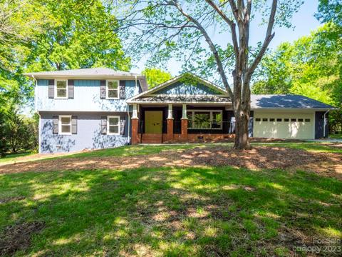 1230 Hollow Tree Ct, Charlotte, NC 28226