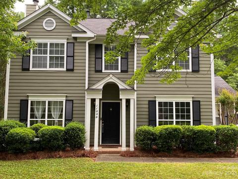 11009 Scrimshaw Ln, Charlotte, NC 28215