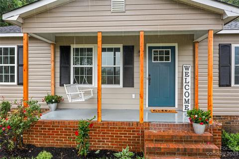 1809 Feature Rd, Lancaster, SC 29720 photo 4