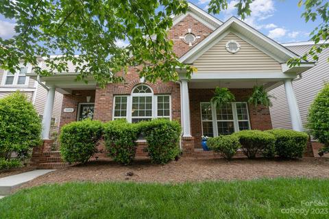 5003 Fountainbrook Dr, Indian Trail, NC 28079