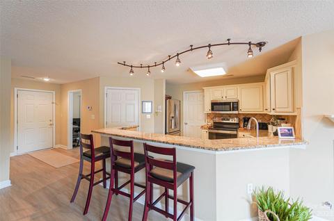 1207 Torrence Cir, Davidson, NC 28036 photo 9