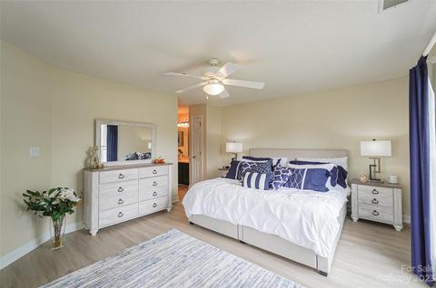 1207 Torrence Cir, Davidson, NC 28036 photo 17