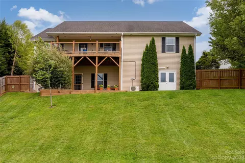 84 Eagleview Ln, Marshall, NC 28753 photo 44