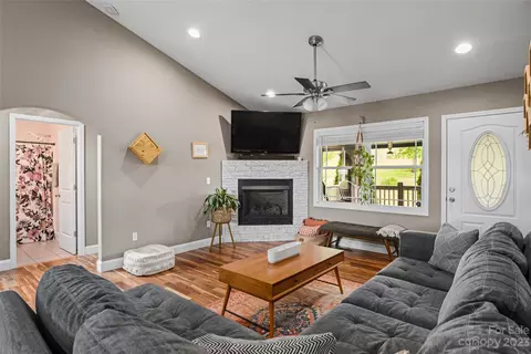 84 Eagleview Ln, Marshall, NC 28753 photo 6