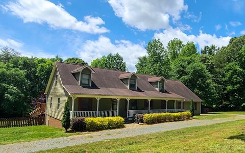 6421 Lake Rd, Mint Hill, NC 28227