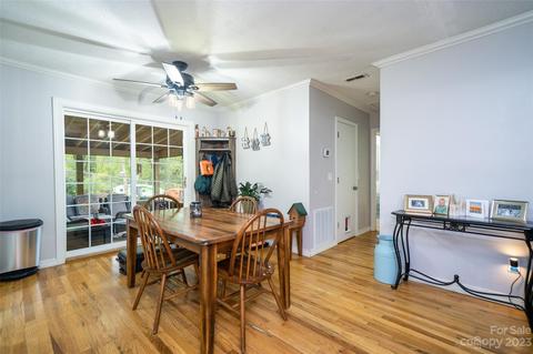 82 Walker St, Clyde, NC 28721 photo 6