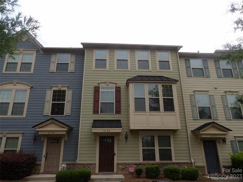 2128 Arbor Loop Dr, Charlotte, NC 28217