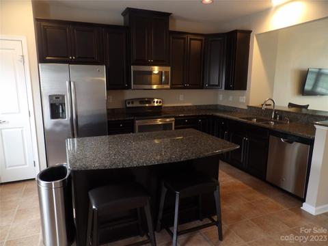 2128 Arbor Loop Dr, Charlotte, NC 28217 photo 5