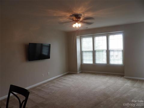 2128 Arbor Loop Dr, Charlotte, NC 28217 photo 4