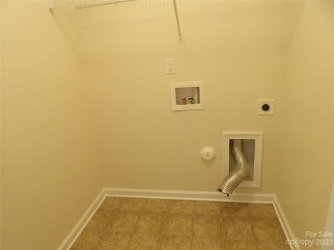 2128 Arbor Loop Dr, Charlotte, NC 28217 photo 13