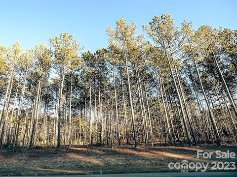 3132 Sherman Dr #17, Lancaster, SC 29720