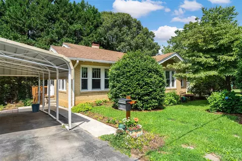 488 State St, Marion, NC 28752 photo 4