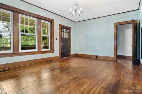 488 State St, Marion, NC 28752 photo 11