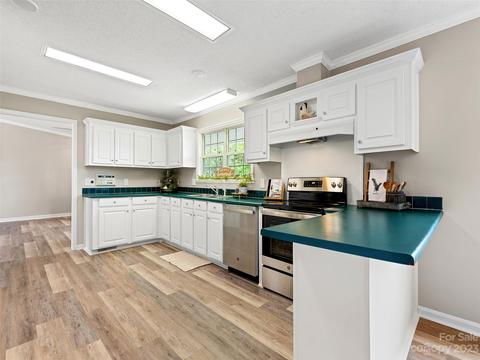 283 Circle Dr, Canton, NC 28716 photo 20