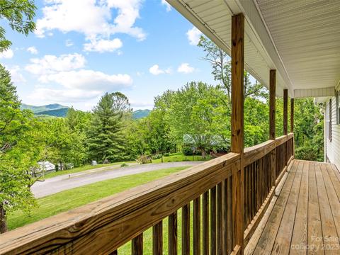 283 Circle Dr, Canton, NC 28716 photo 8