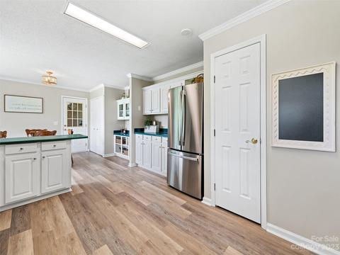 283 Circle Dr, Canton, NC 28716 photo 18