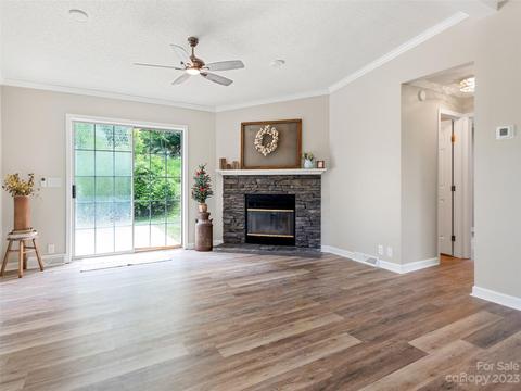 283 Circle Dr, Canton, NC 28716 photo 13