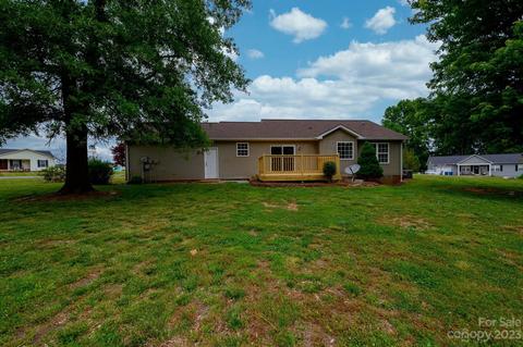 1999 Redberry Ln, Conover, NC 28613 photo 37