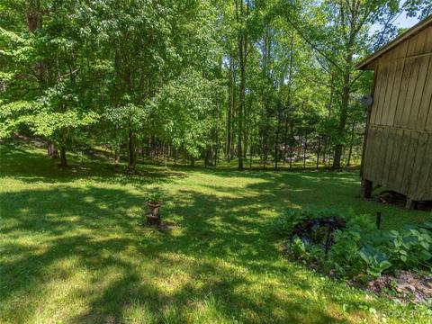 291 Dickinson Dr, Clyde, NC 28721 photo 24