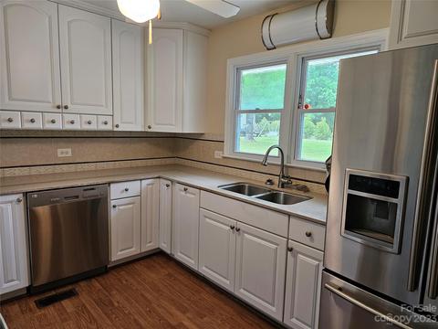 629 Davis St, Lancaster, SC 29720 photo 9