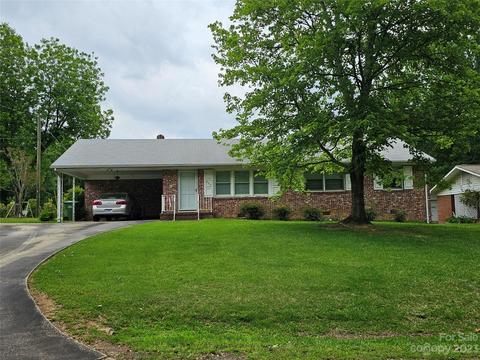 629 Davis St, Lancaster, SC 29720