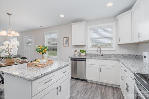 312 E 28th St, Kannapolis, NC 28083 photo 7