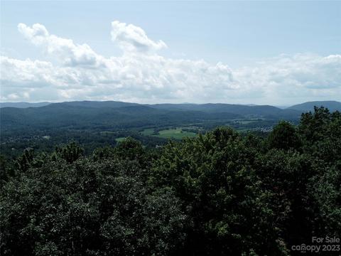 174 Sanctuary Trl, Hendersonville, NC 28739