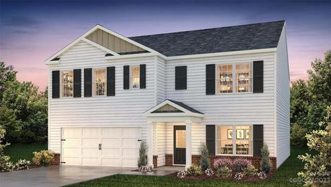 560 Hickory Point Dr, Lexington, NC 27292