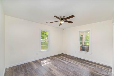 1002 Pine St, Kannapolis, NC 28081 photo 9