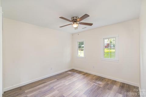 1002 Pine St, Kannapolis, NC 28081 photo 7