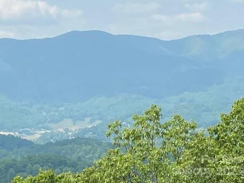Cinnamon Ridge, Waynesville, NC 28785
