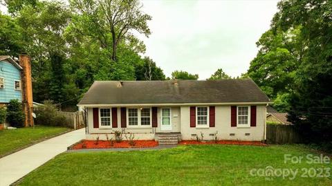 1223 Ranch Rd, Charlotte, NC 28208