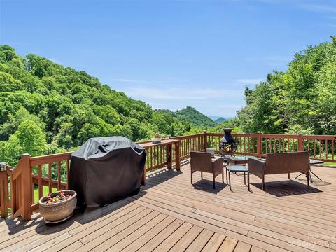 285 Grassy Gap Rd, Clyde, NC 28721 photo 2