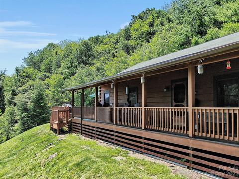 285 Grassy Gap Rd, Clyde, NC 28721