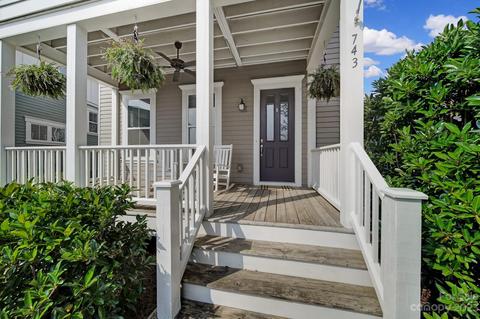 743 Waterscape Ct, Rock Hill, SC 29730