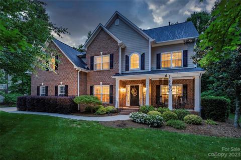 5621 Turkey Oak Dr, Mint Hill, NC 28227