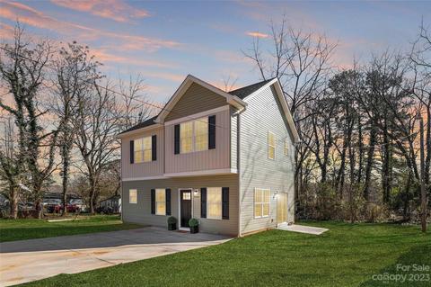 618 Northway Dr, Charlotte, NC 28208