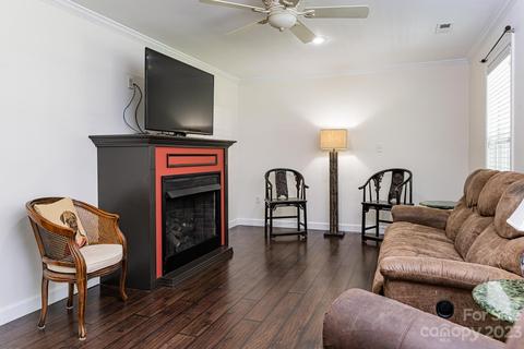 1 Burnette Dr, Black Mountain, NC 28711 photo 5