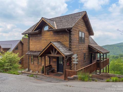 121 Scenic Wolf Dr, Mars Hill, NC 28754
