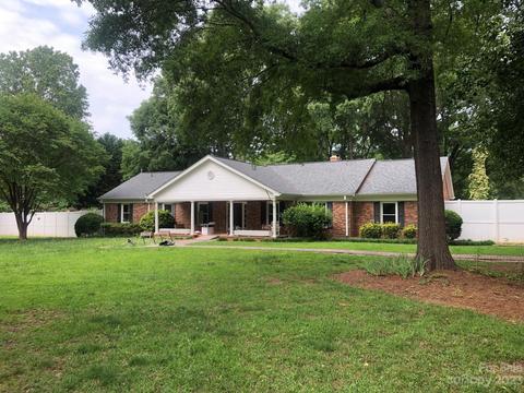 3287 Natures Trail Ct, Rock Hill, SC 29732